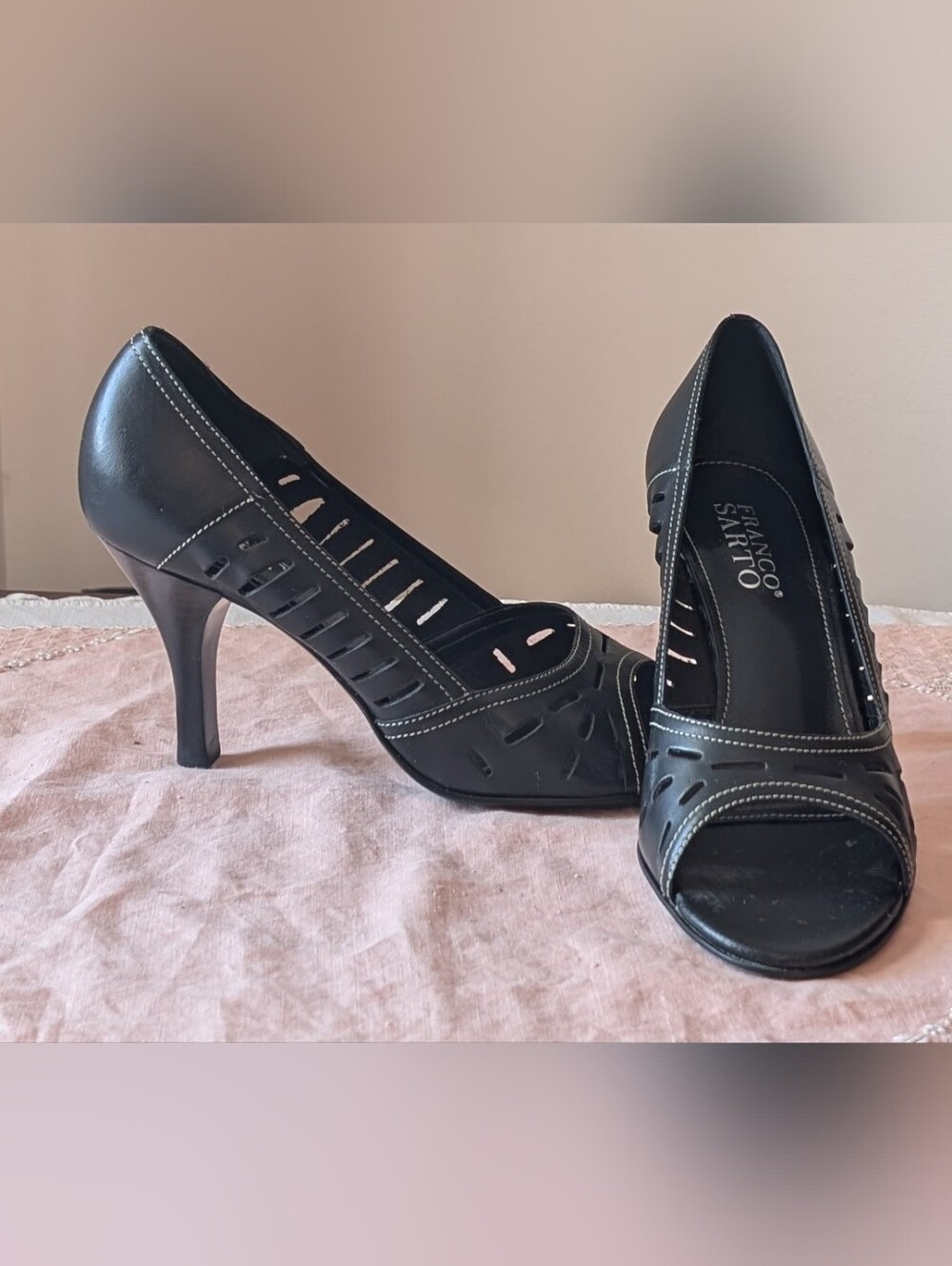Franco Sarto Black Cutout Leather High Heel Peep Toe Pumps 3 Inch Heel Size 6